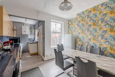 Highfields House - Free Wifi - Free Local Parking 호텔 셰필드 외부 사진
