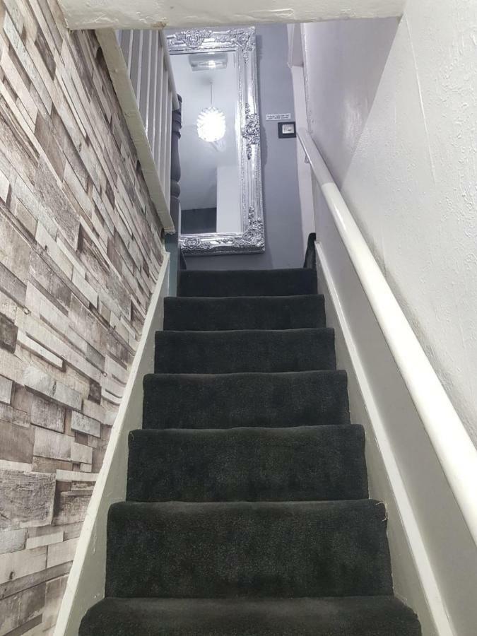 Highfields House - Free Wifi - Free Local Parking 호텔 셰필드 외부 사진